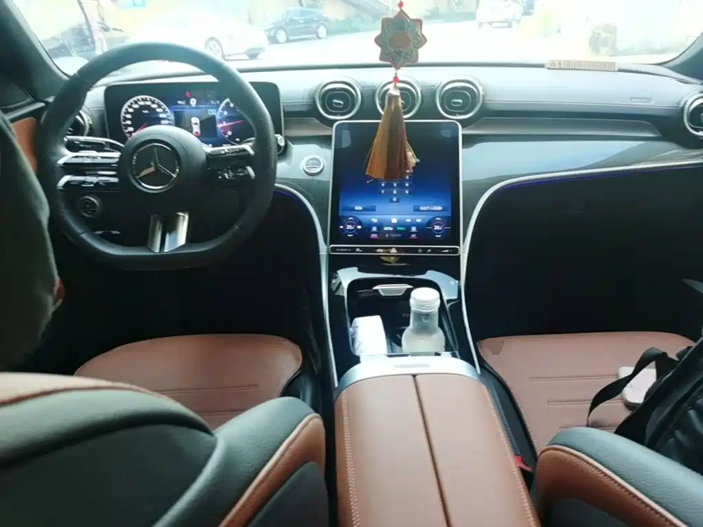 Mercedes-Benz C-Class — миниатюра 14