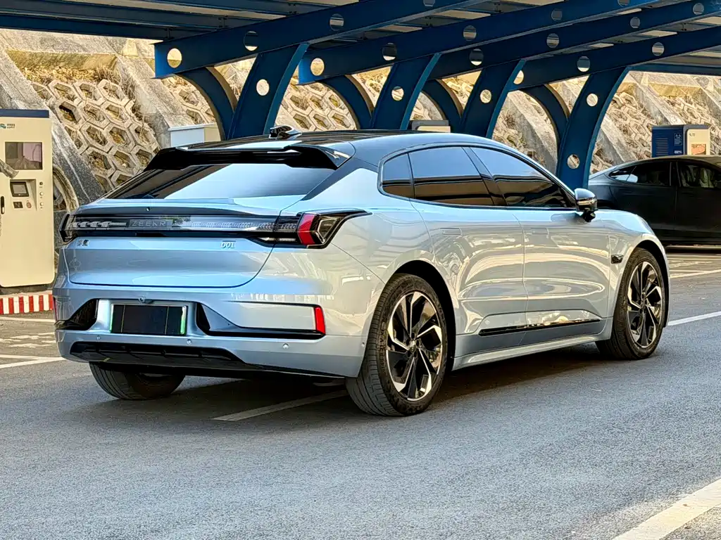 ZEEKR EXTREME KRYPTON 001