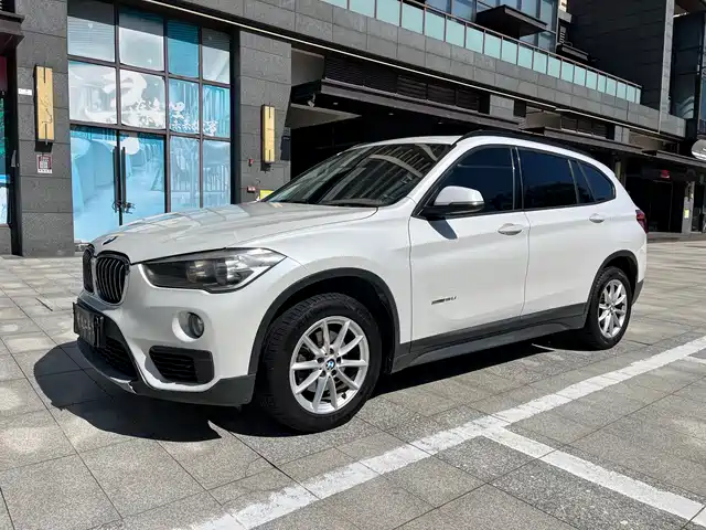 BMW  X1 2016