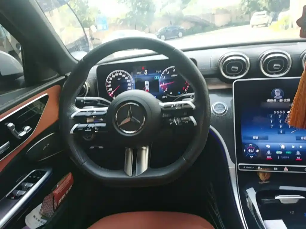 Mercedes-Benz C-Class — миниатюра 15