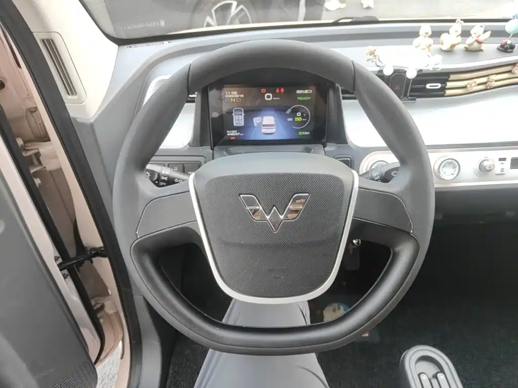 Wuling MINIEV — миниатюра 11