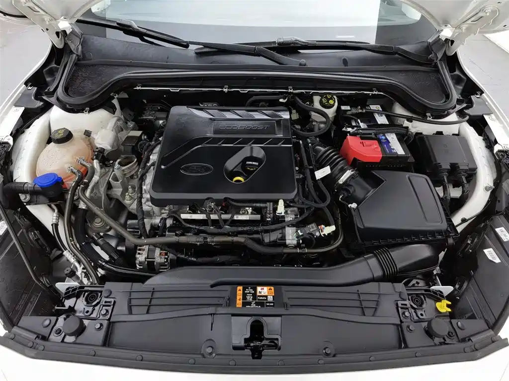 Ford Focus 2019 EcoBoost 180 AT