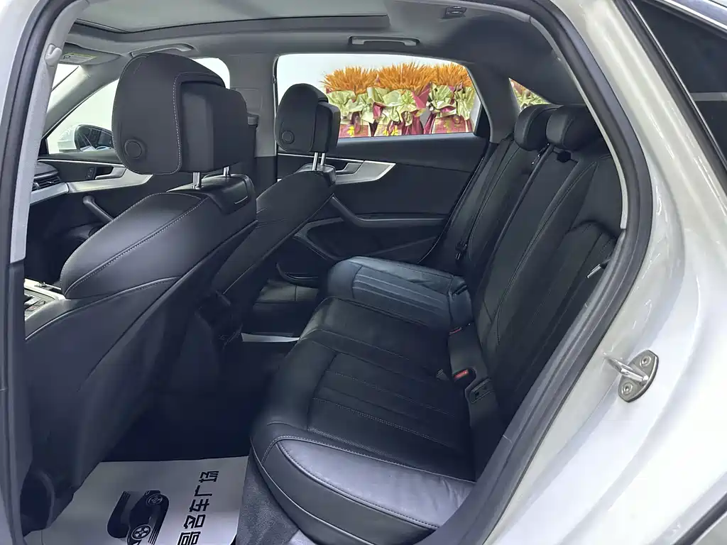 Audi A4L — миниатюра 5