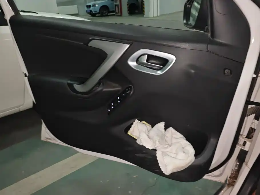 Citroen C3-XR — миниатюра 7