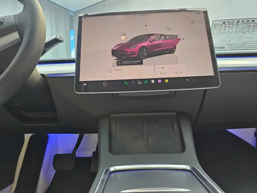 Tesla Model 3 — миниатюра 18