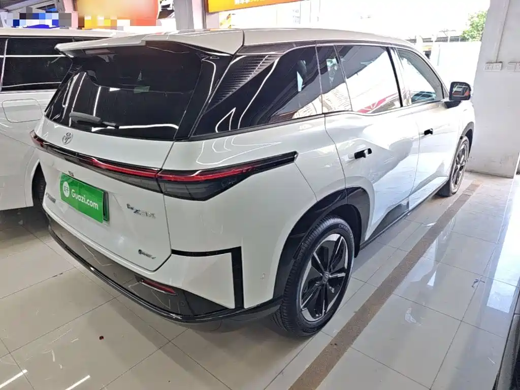 Toyota bZ3X — миниатюра 7