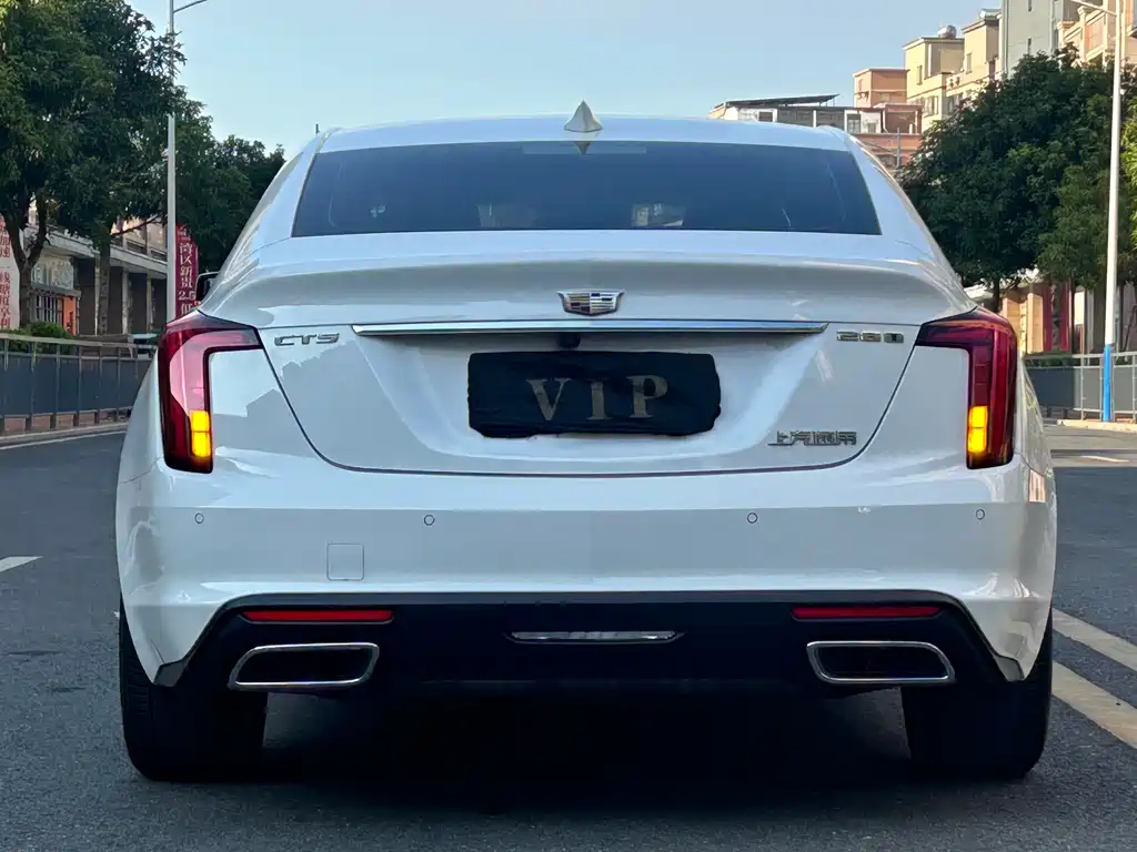 CADILLAC CT5