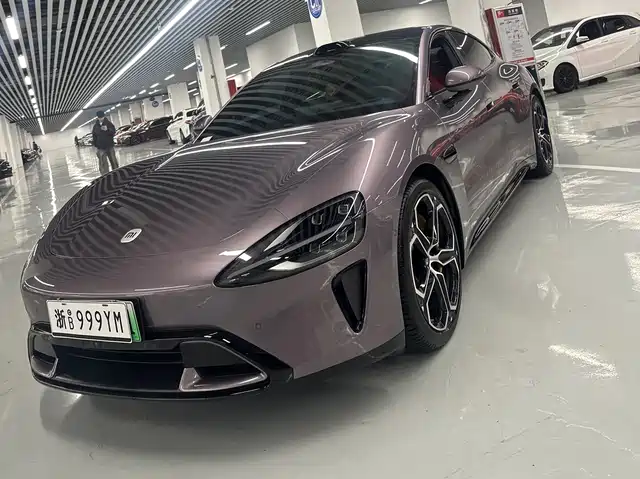 XIAOMI CAR XIAOMI SU7 2024