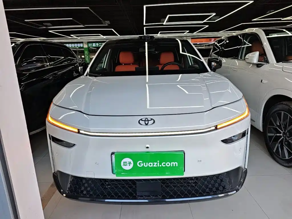 Toyota bZ3X — миниатюра 3