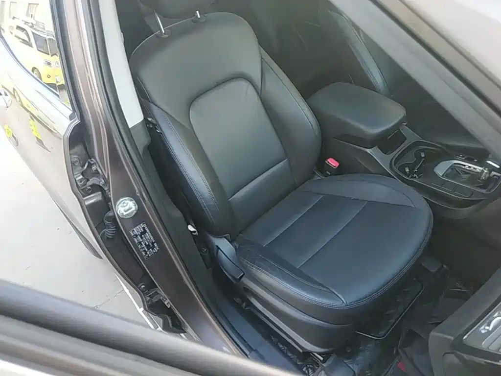 Hyundai Santa Fe — миниатюра 25