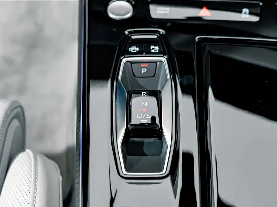 Audi A6L — миниатюра 16
