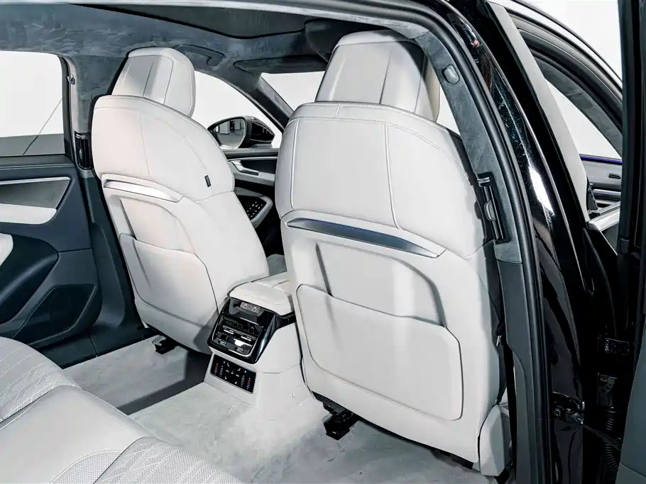 Audi A6L — миниатюра 23
