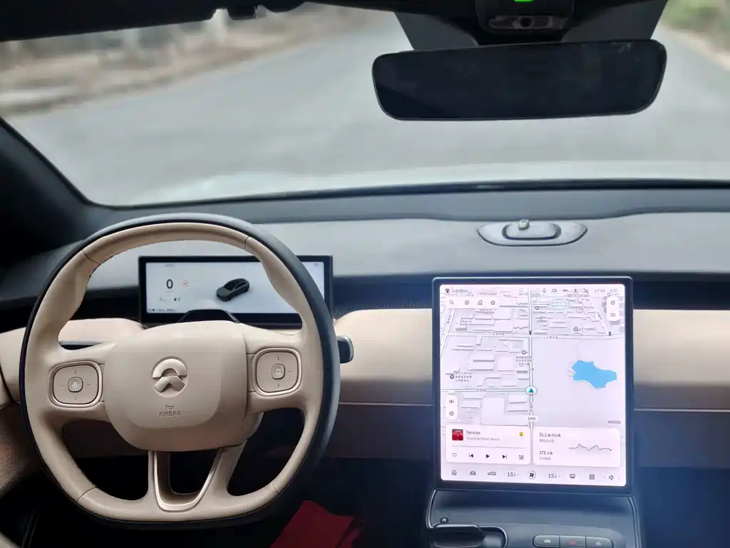NIO ET5T — миниатюра 7