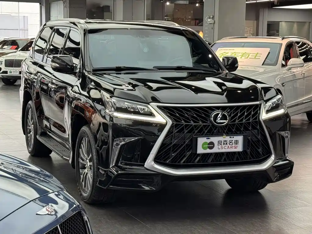 Lexus LX 2019 570 Luxury