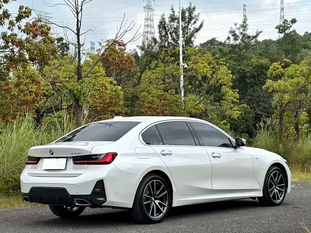 BMW 3 Series — миниатюра 4