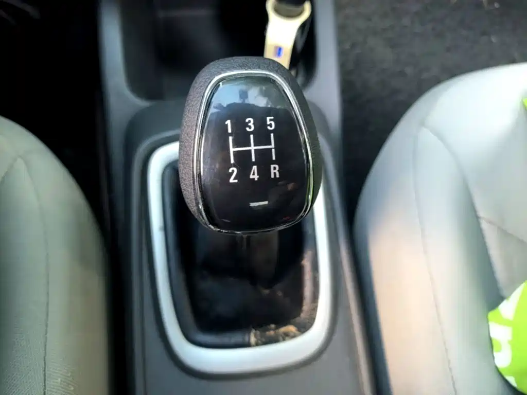 Chevrolet Sail — миниатюра 14