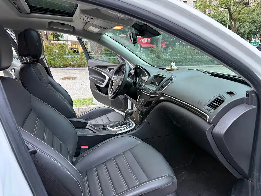 Buick Regal — миниатюра 9