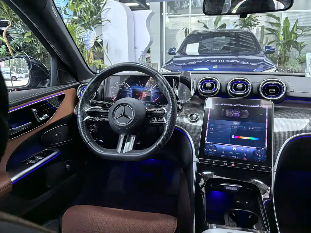 Mercedes-Benz C-Class 2023 — фото 22
