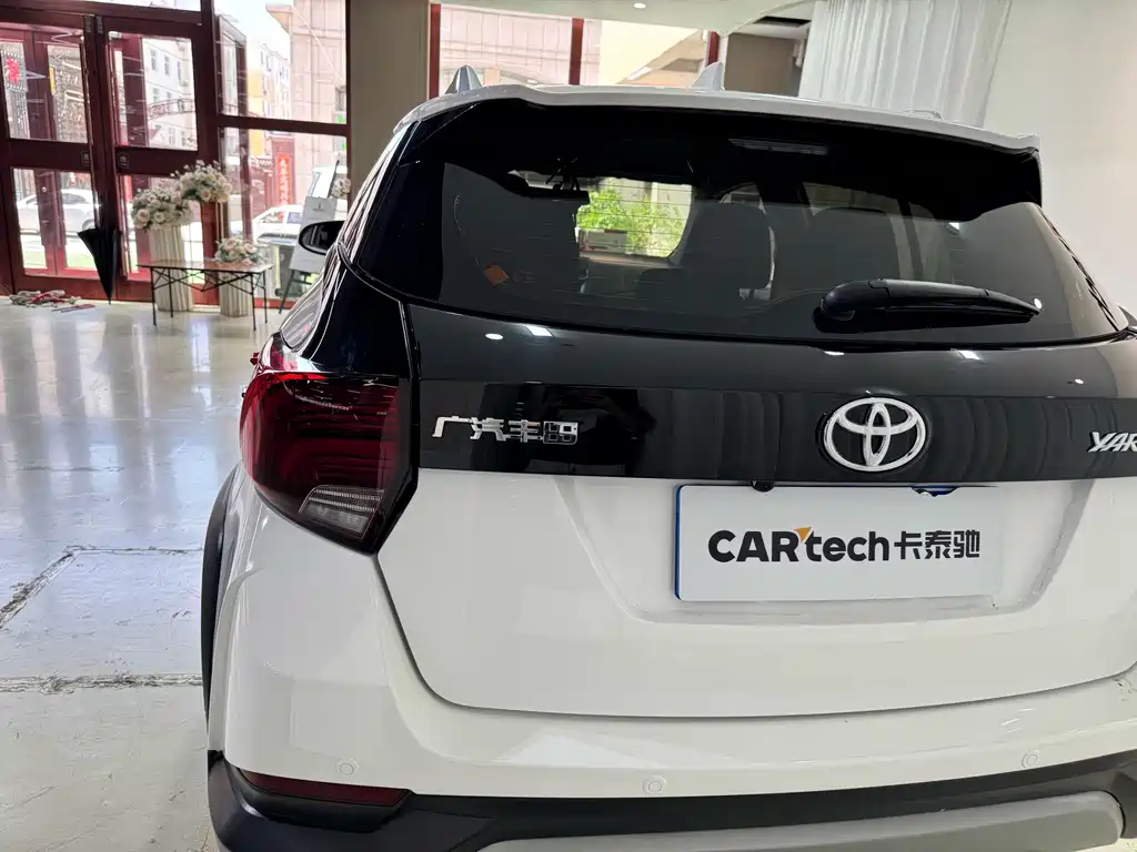 Toyota Yaris L - фото 20