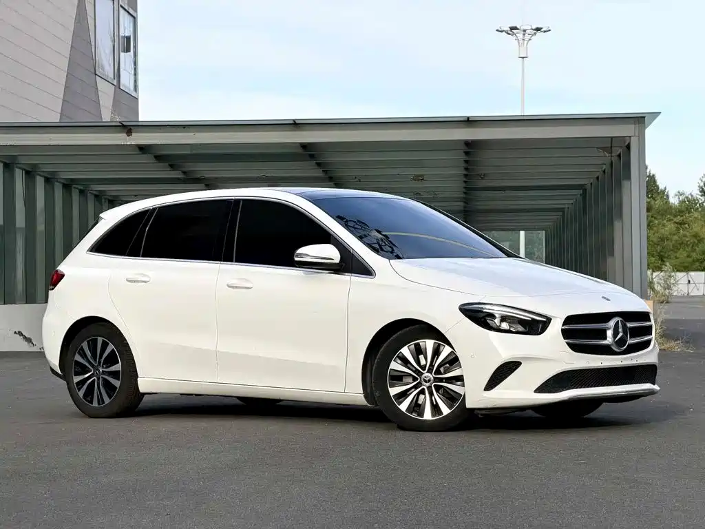 Mercedes-Benz B-Class — миниатюра 3
