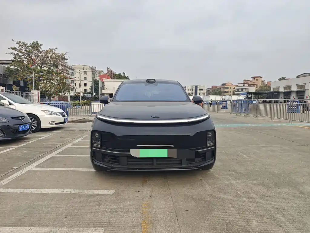 Li Auto IDEAL L8