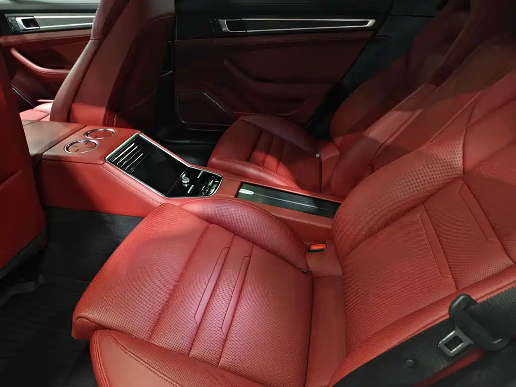 Porsche Panamera — миниатюра 10