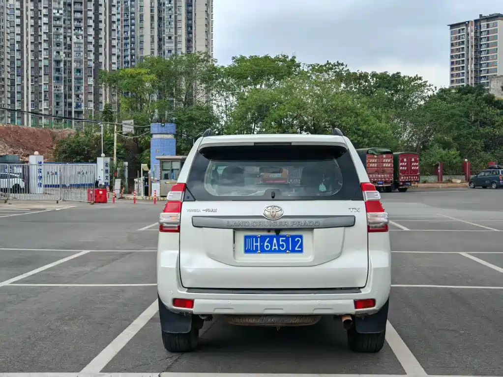 Toyota Prado — миниатюра 9