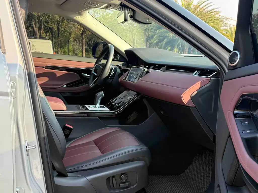 LAND ROVER RANGE ROVER AURORA