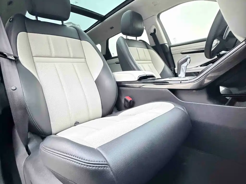Land Rover Evoque — миниатюра 4