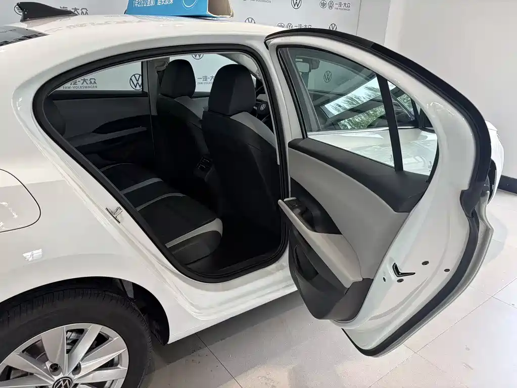 Volkswagen Sagitar 2026 S 1.5L Elite