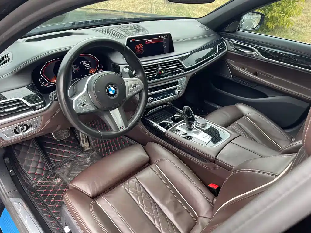 BMW 7 SERIES