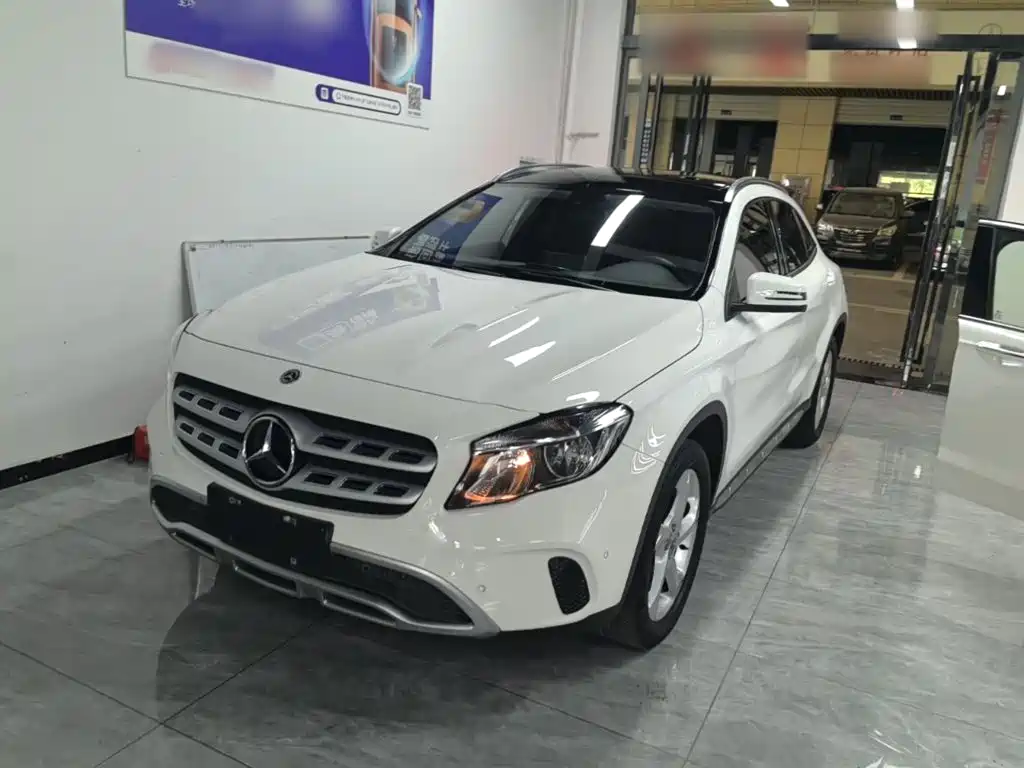 Mercedes-Benz GLA — миниатюра 2