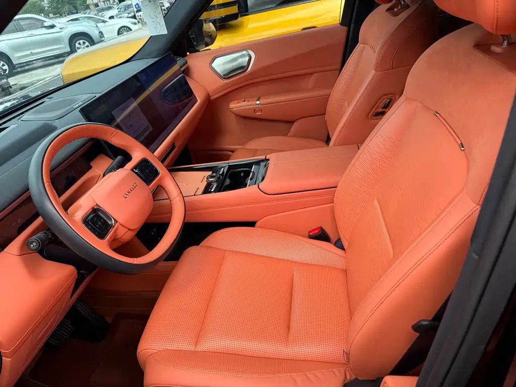 Lynk & Co 900 — миниатюра 11