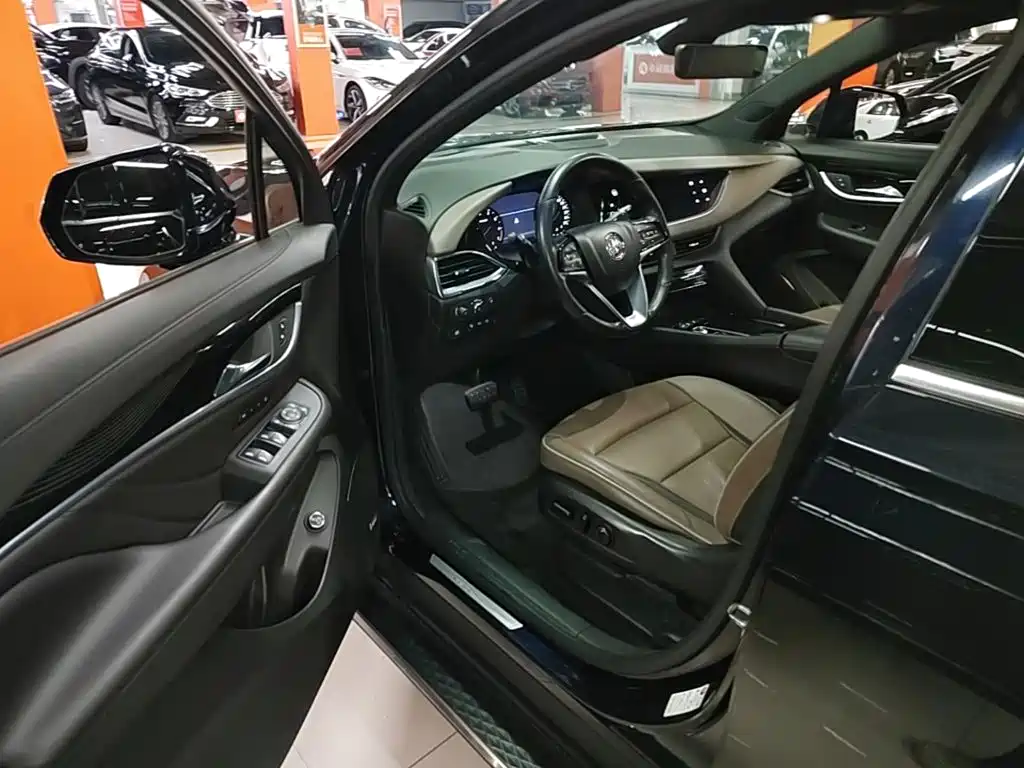 Buick Enclave — миниатюра 16