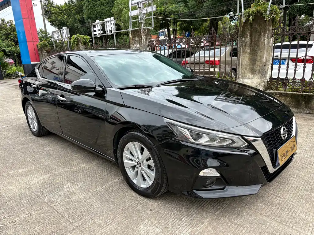 Nissan Teana — миниатюра 3