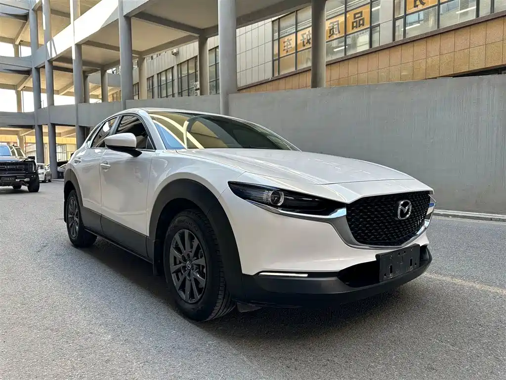 MAZDA CX 30