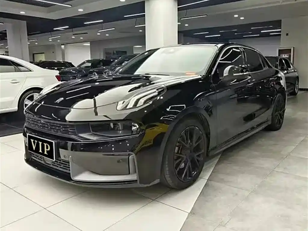 Купить Lynk & Co 03