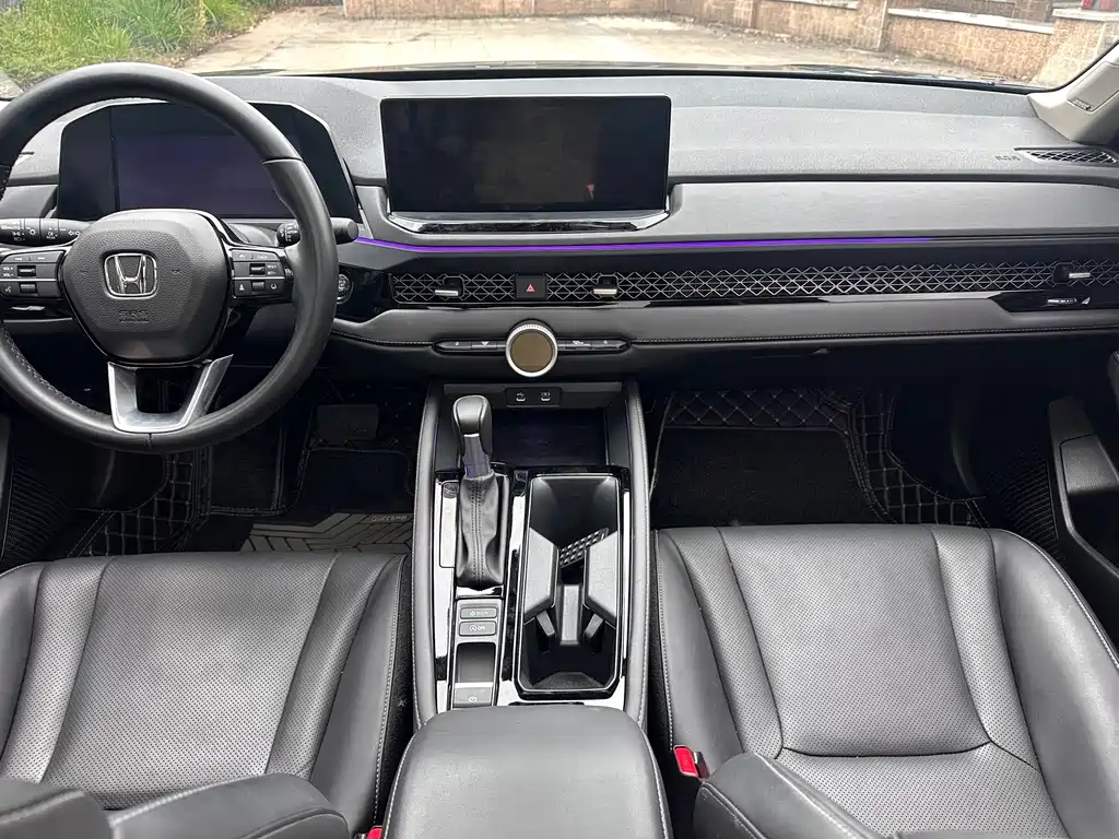 Honda Accord — миниатюра 16