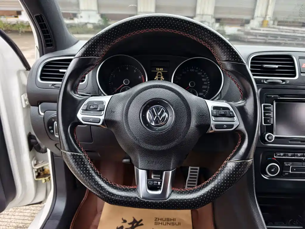 Volkswagen Golf (Import) — миниатюра 15