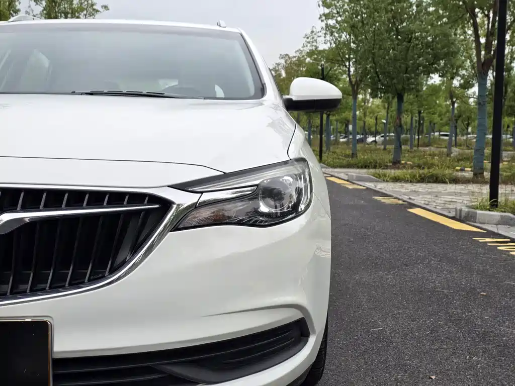 Buick Excelle — миниатюра 25