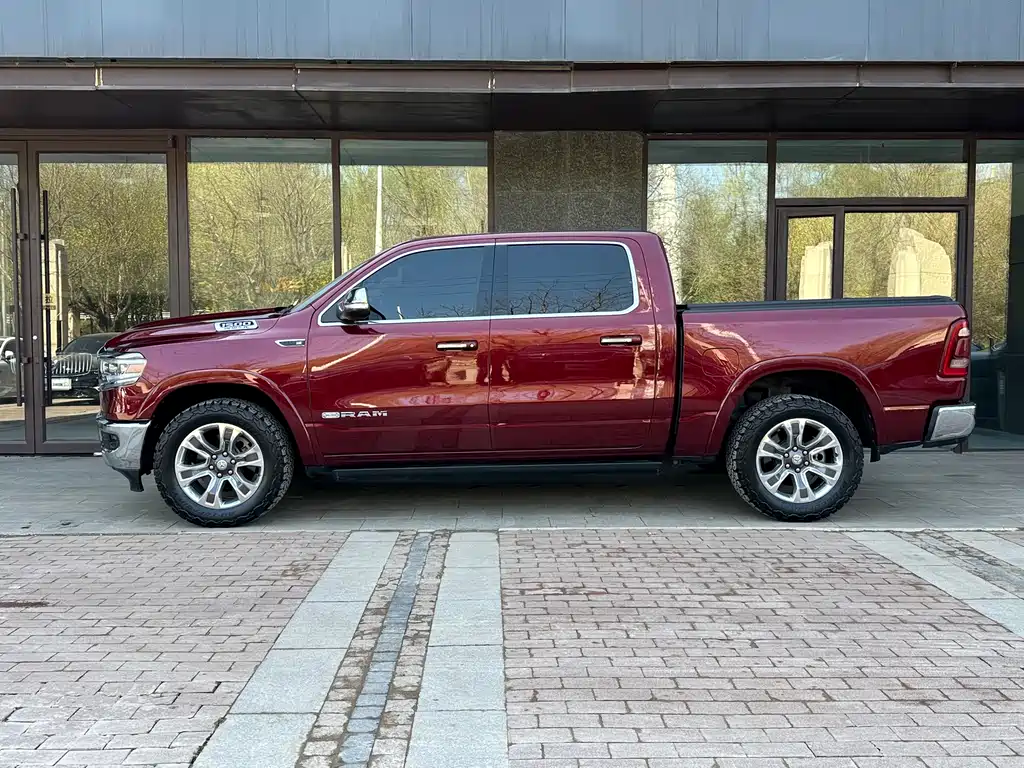 Ram Trucks 2020 5.7L AT