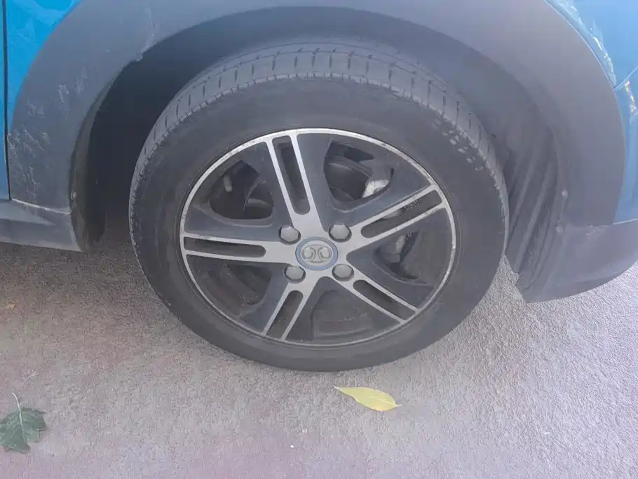 BAIC New Energy EC — миниатюра 6