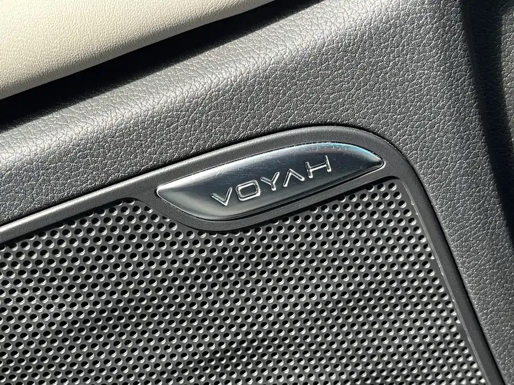 VOYAH Dreamer — миниатюра 19