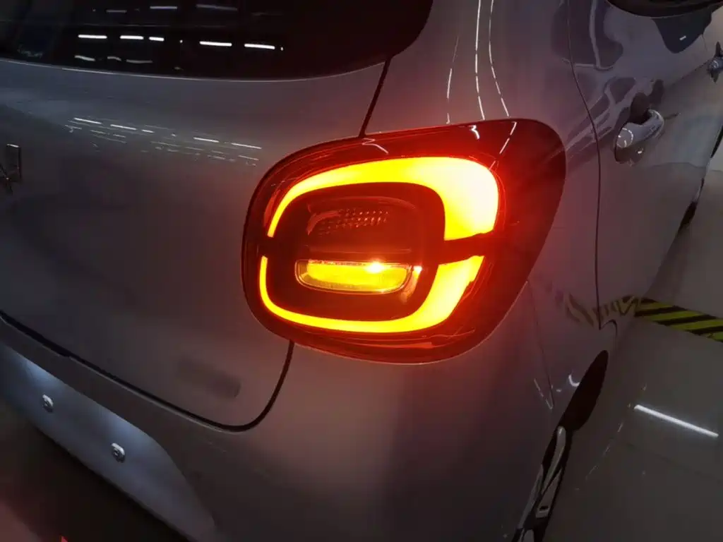 Wuling MINIEV — миниатюра 8