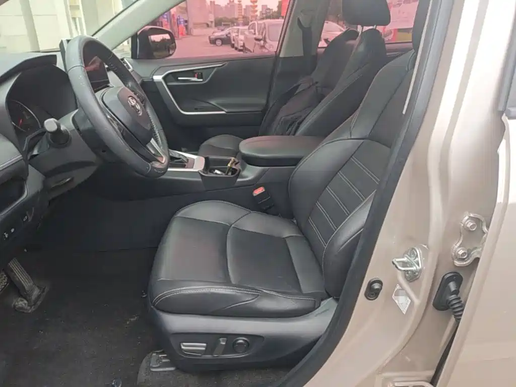 Toyota Wildlander — миниатюра 20