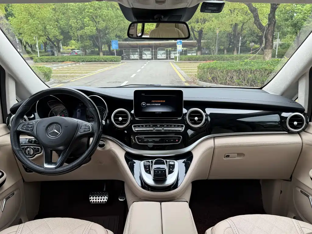 Mercedes-Benz V-Class — миниатюра 4