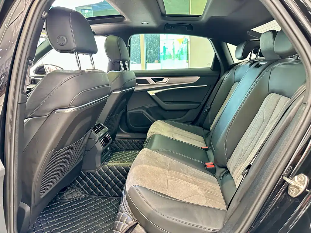 Audi A6L — миниатюра 9