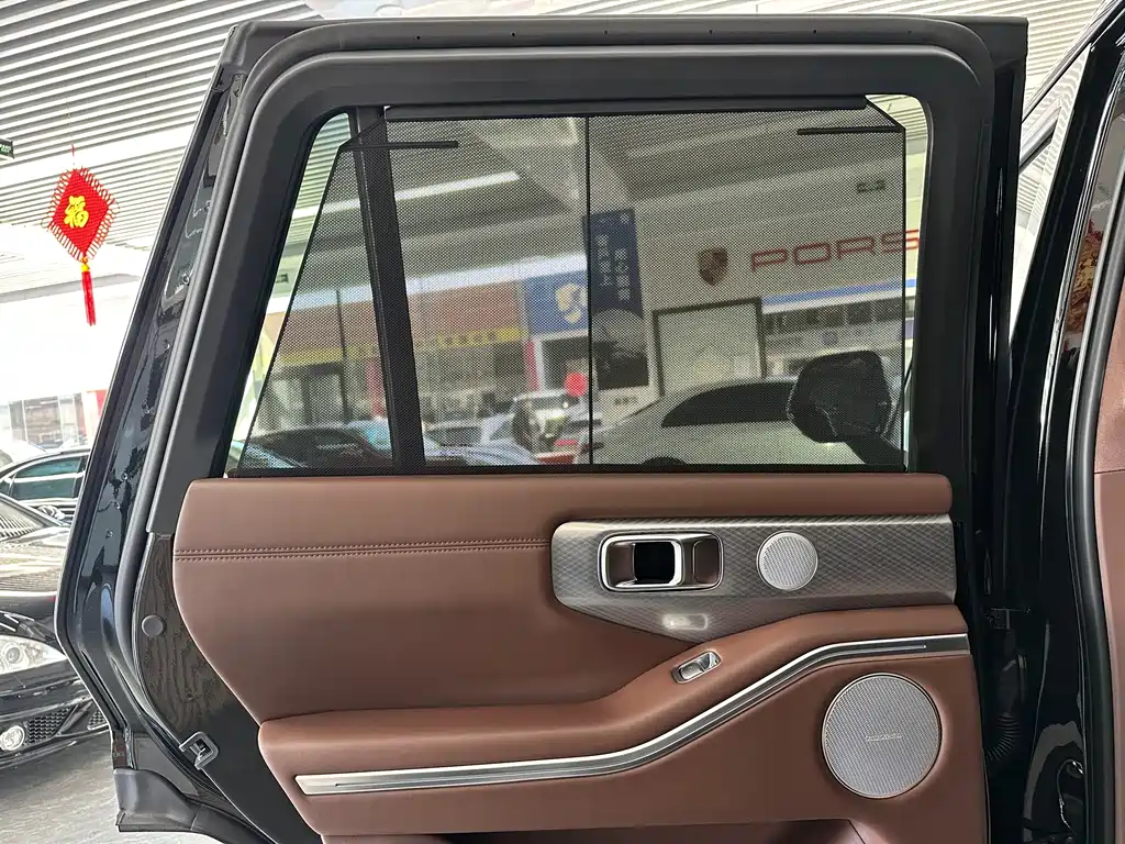 TANK TANK 700 NEW ENERGY