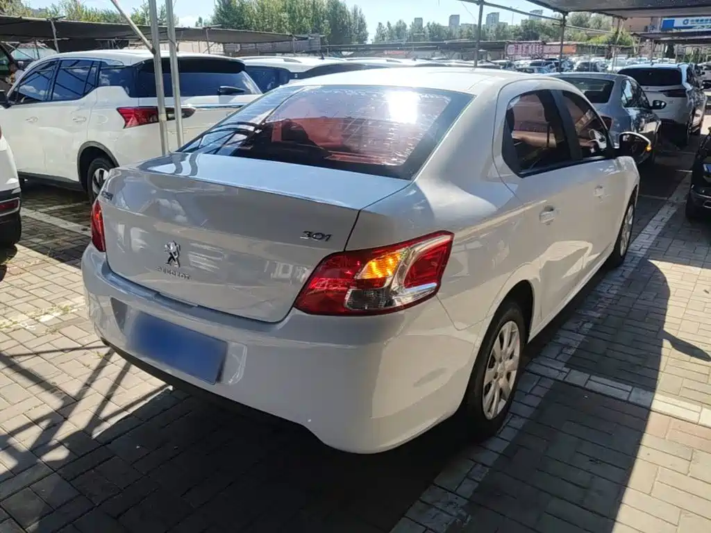 Peugeot 301 — миниатюра 7