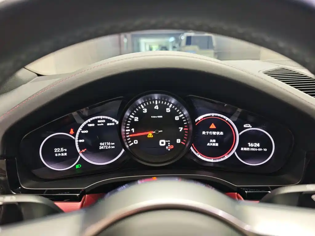 Porsche Cayenne — миниатюра 10